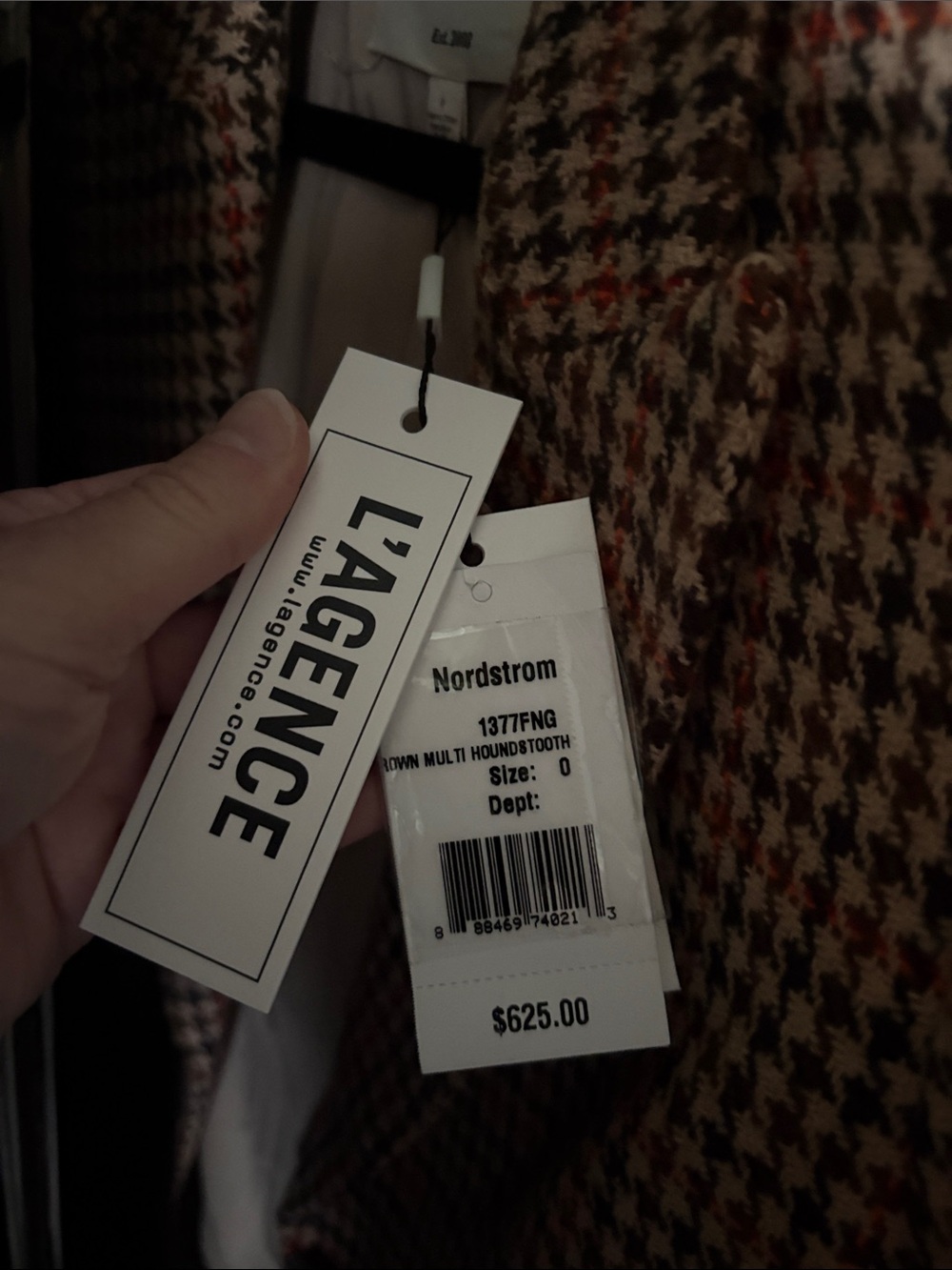 L'AGENCE Houndstooth Wool Blend Blazer in Camel & Black - Picture 2 of 2